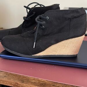 Bobs NWT wedge heal boots